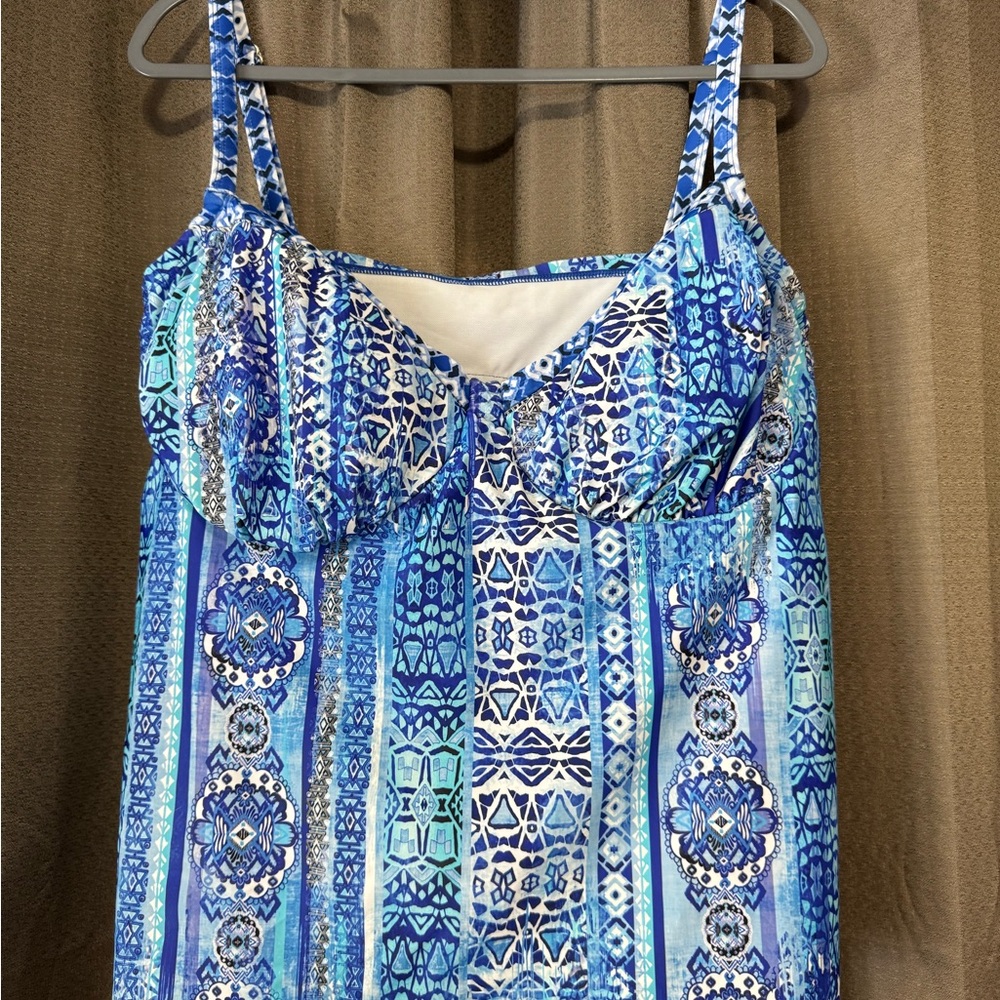 Swimsuits For All Blue Multi-Pattern Swim Top